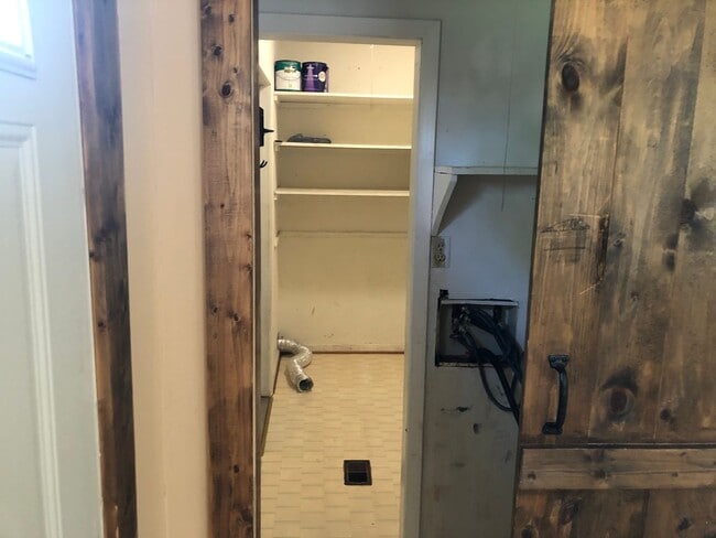 property at 1401 W Point Pkwy