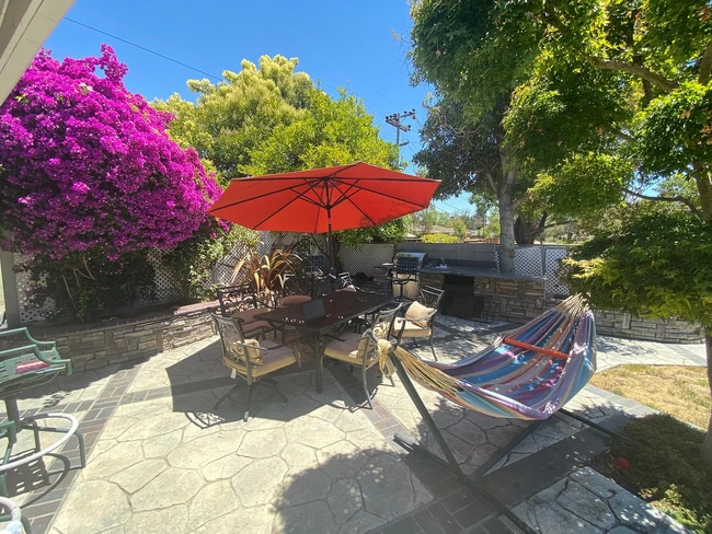 38086 Parkmont Dr