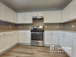 6535 Providence View Ln in Houston, TX - Foto de edificio - Building Photo