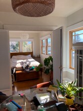 6422 Telegraph Ave in Oakland, CA - Foto de edificio - Building Photo