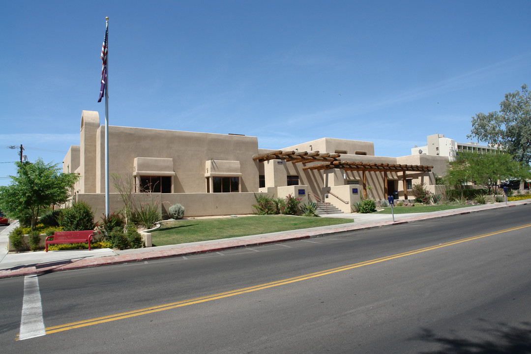 1801 E 1st St in Tucson, AZ - Foto de edificio