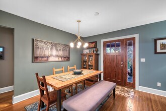 5050 Manitou Rd in Excelsior, MN - Building Photo - Building Photo