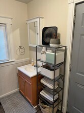 303 S Main St, Unit Unit B in Plainwell, MI - Building Photo - Building Photo