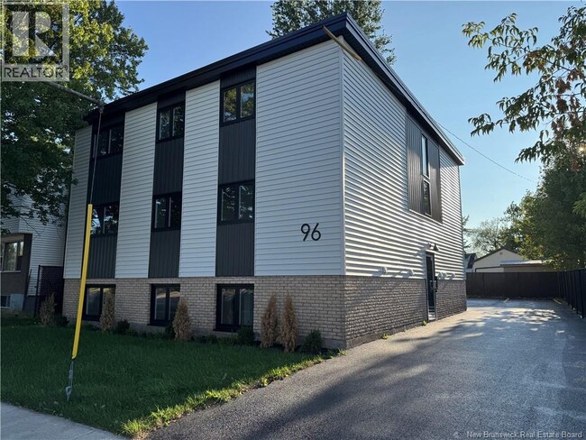 96 Purdy Ave in Moncton, NB - Building Photo - Building Photo
