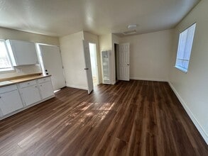 881 Emory Ave in Campbell, CA - Building Photo - Building Photo