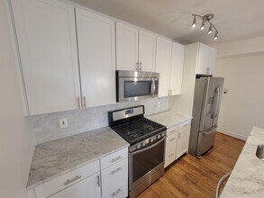 1447 Girard St NW in Washington, DC - Building Photo - Building Photo