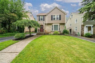 1200 Brentwood Rd in Cleveland Heights, OH - Building Photo