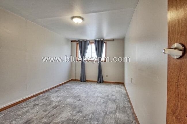 property at 2952 SW Huber St