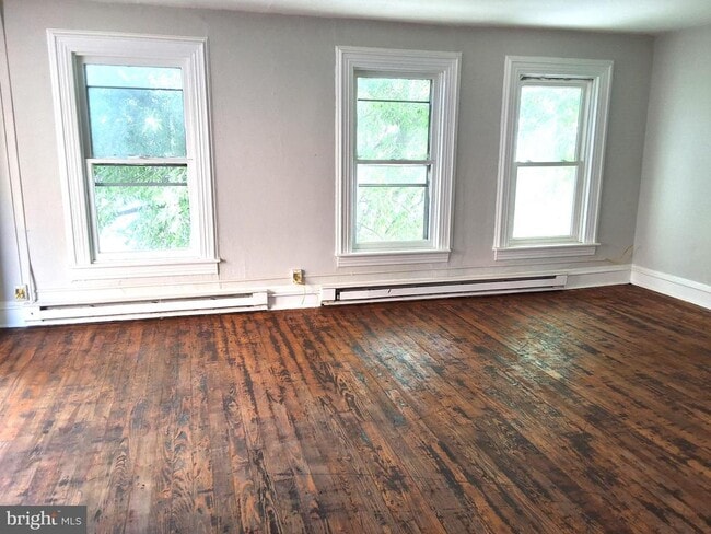 property at 1015 Chestnut St