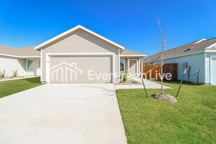 216 Sycamore Pl in Wilmer, TX - Building Photo