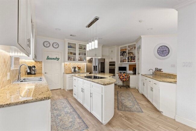 3114 W Autumn Run Cir