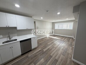 226 Parker Hill Ave, Unit 2 in Boston, MA - Foto de edificio - Building Photo