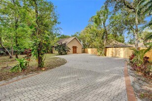 13161 179th Ct N in Jupiter, FL - Building Photo