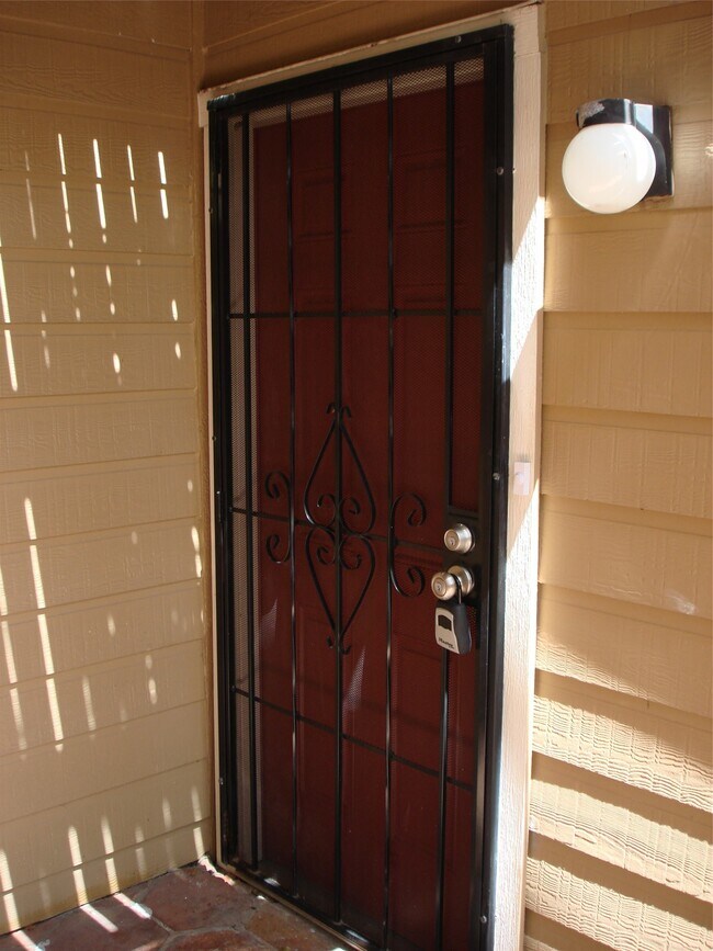 12955 Woodforest Blvd in Houston, TX - Building Photo - Building Photo