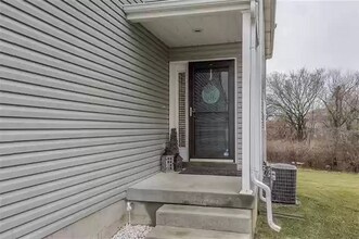 2224 SW Rambling Vine Rd in Lee's Summit, MO - Building Photo - Building Photo