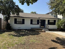 8427 Ridgelea St in Dallas, TX - Building Photo