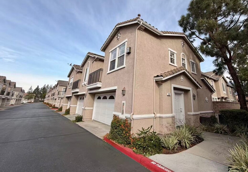 11450 Church St, Unit 103 in Rancho Cucamonga, CA - Building Photo