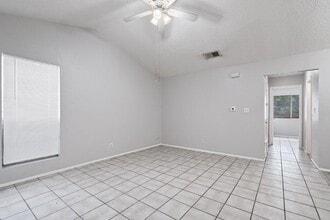 10440 Doc Holliday Trail in Austin, TX - Building Photo - Building Photo