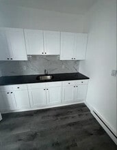 25 Riverview Pl, Unit 2L in Yonkers, NY - Building Photo - Building Photo