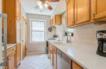 235 Nordica Ave in Glenview, IL - Building Photo - Building Photo