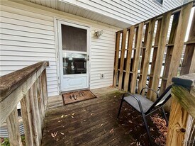 1336 Westcott St in Syracuse, NY - Building Photo