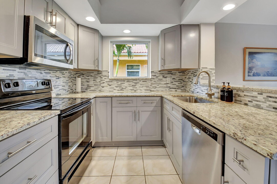 11161 Sangria Ct in Boca Raton, FL - Building Photo
