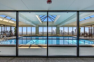360 E Randolph St, Unit 3507 in Chicago, IL - Building Photo - Building Photo
