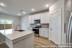 5935 W Hausman Rd in San Antonio, TX - Building Photo - Building Photo