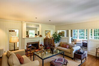 64 Mulberry Ln in Atherton, CA - Building Photo - Building Photo