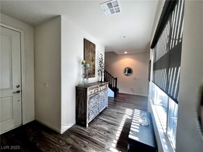 4504 N Eagle Nest Peak St in Las Vegas, NV - Building Photo - Building Photo