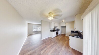 12323 Ross Pl in Yucaipa, CA - Building Photo - Building Photo