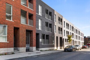 Uni5 in Montréal, QC - Building Photo