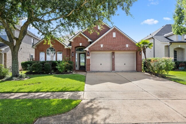 property at 14214 Ayers Rock Rd