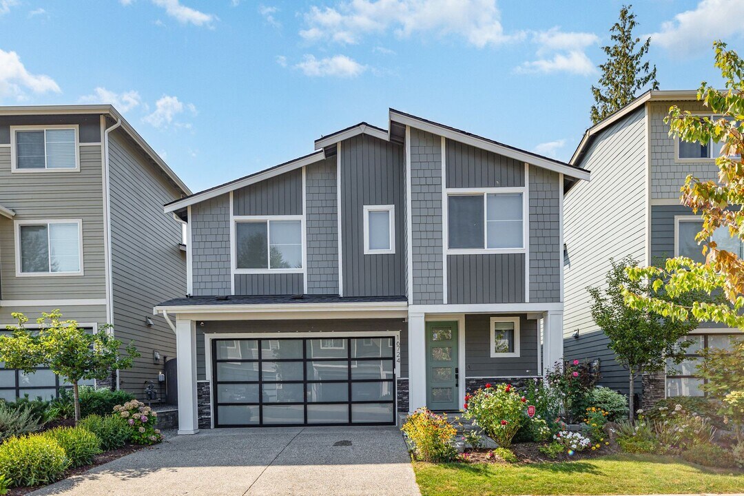 16724 34th Ave SE in Bothell, WA - Building Photo