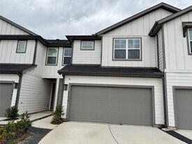 27970 Western Crk Ct in Katy, TX - Building Photo