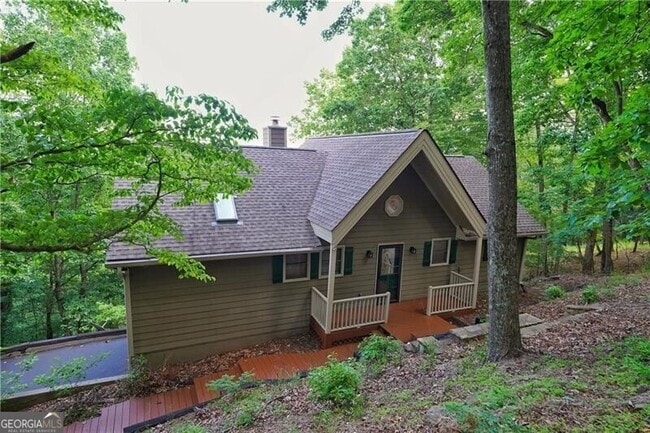 property at 127 Columbine Dr
