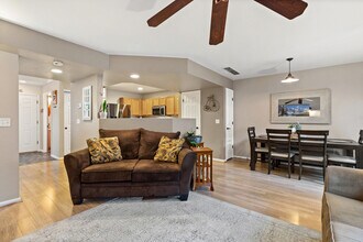 708 Crown Ridge Ln, Unit 3 in Fort Collins, CO - Building Photo - Building Photo