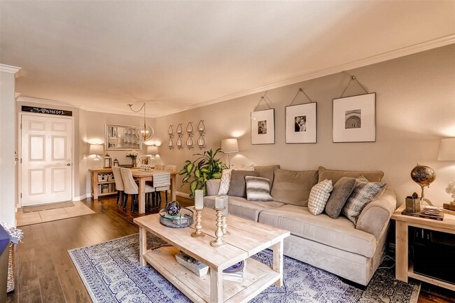 7160 Shoreline Dr, Unit 4106 in San Diego, CA - Building Photo - Building Photo
