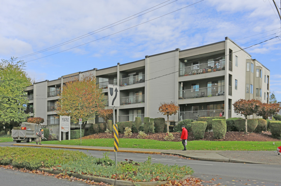 Maple Court 1 in Maple Ridge, BC - Building Photo