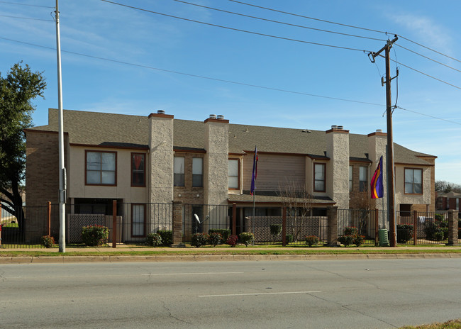 Polo Club in Fort Worth, TX - Foto de edificio - Building Photo