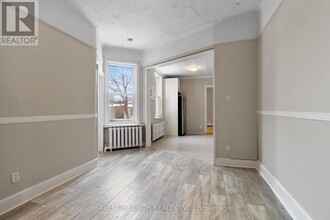 217-215-217 Bruyère St in Ottawa, ON - Building Photo - Building Photo