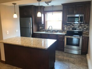 10801 S Harlem Ave-Unit -2S in Worth, IL - Building Photo - Building Photo