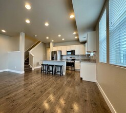 4722 Kittredge St in Denver, CO - Foto de edificio - Building Photo