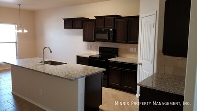 7429 104th St in Lubbock, TX - Building Photo - Building Photo