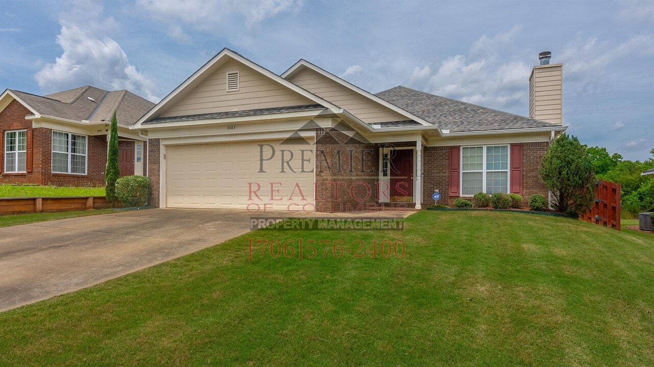 8063 Sonoma Pointe Dr in Columbus, GA - Building Photo