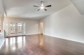 5602 Magnolia Ln in Rowlett, TX - Building Photo - Building Photo