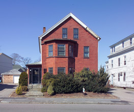 43 Winthrop St in Taunton, MA - Building Photo - Building Photo