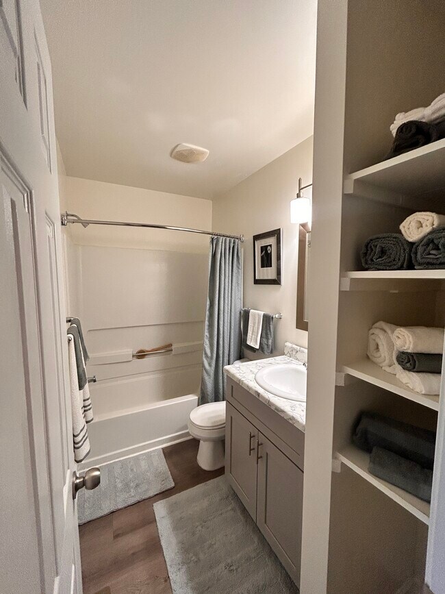 1065 Fords Pointe Cir in Savannah, GA - Building Photo - Building Photo