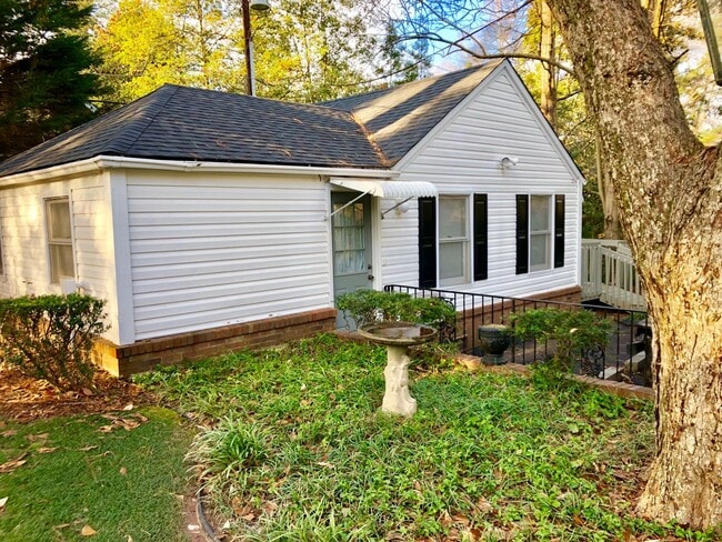 property at 1146 Oakdale Rd NE