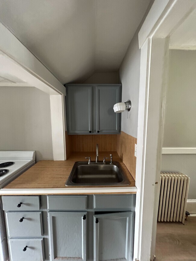 61 Main St, Unit 2 photo'